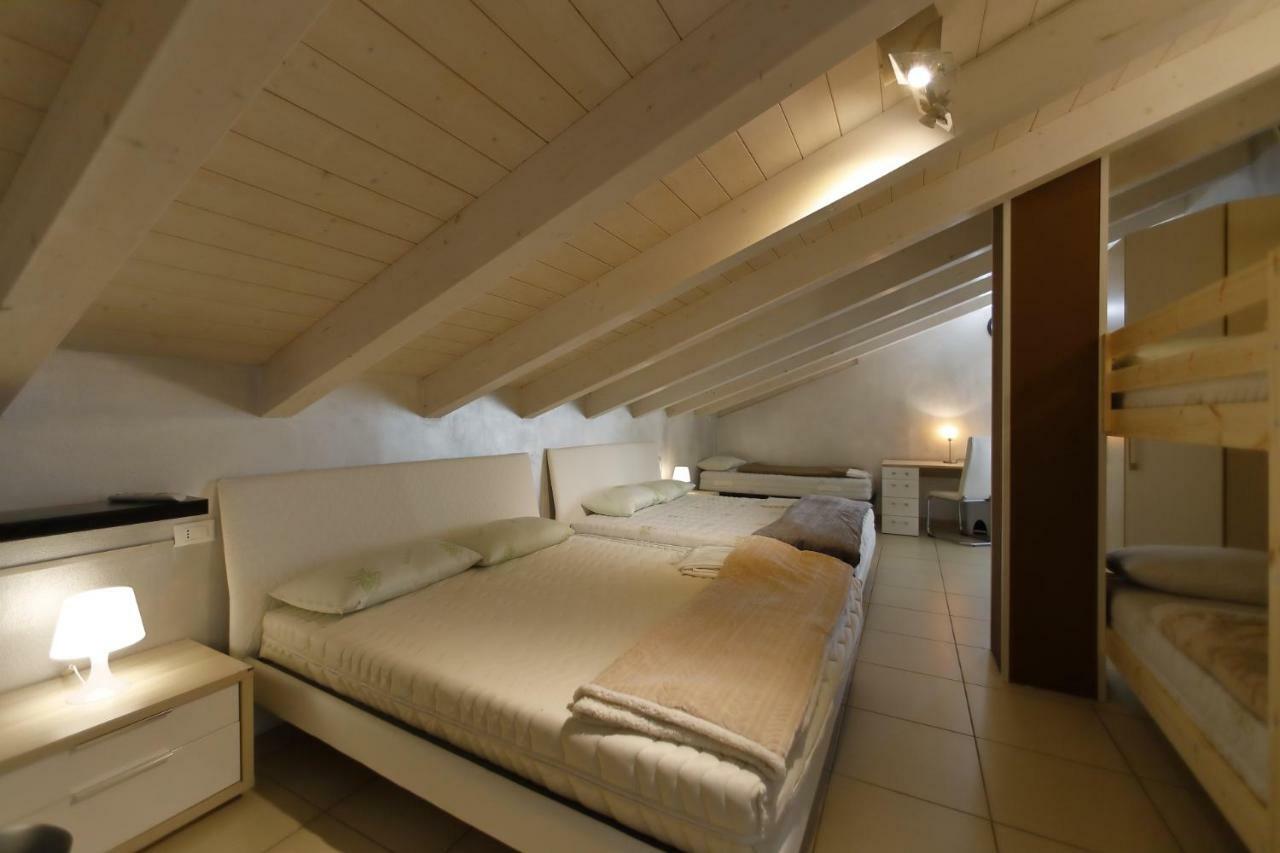 Nuovo Laghetto Del Frassino Hotel เปสเคียรา เดล การ์ดา ภายนอก รูปภาพ